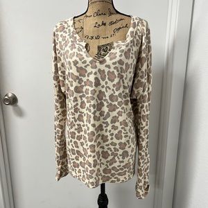 NWOT-Blis CL animal print pullover blouse